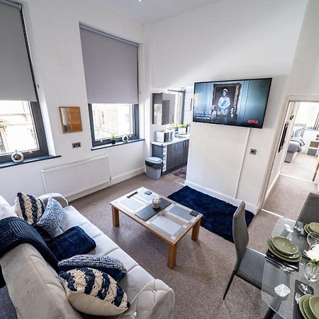 Cozy 1-Bedroom Apartment In The Heart Of Barnsley Town Centre Esterno foto