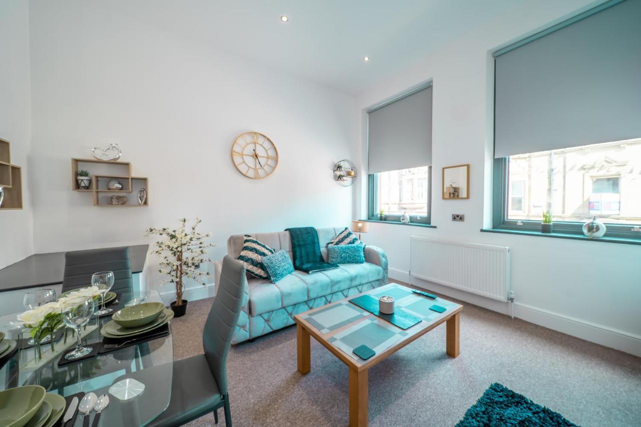 Cozy 1-Bedroom Apartment In The Heart Of Barnsley Town Centre Esterno foto