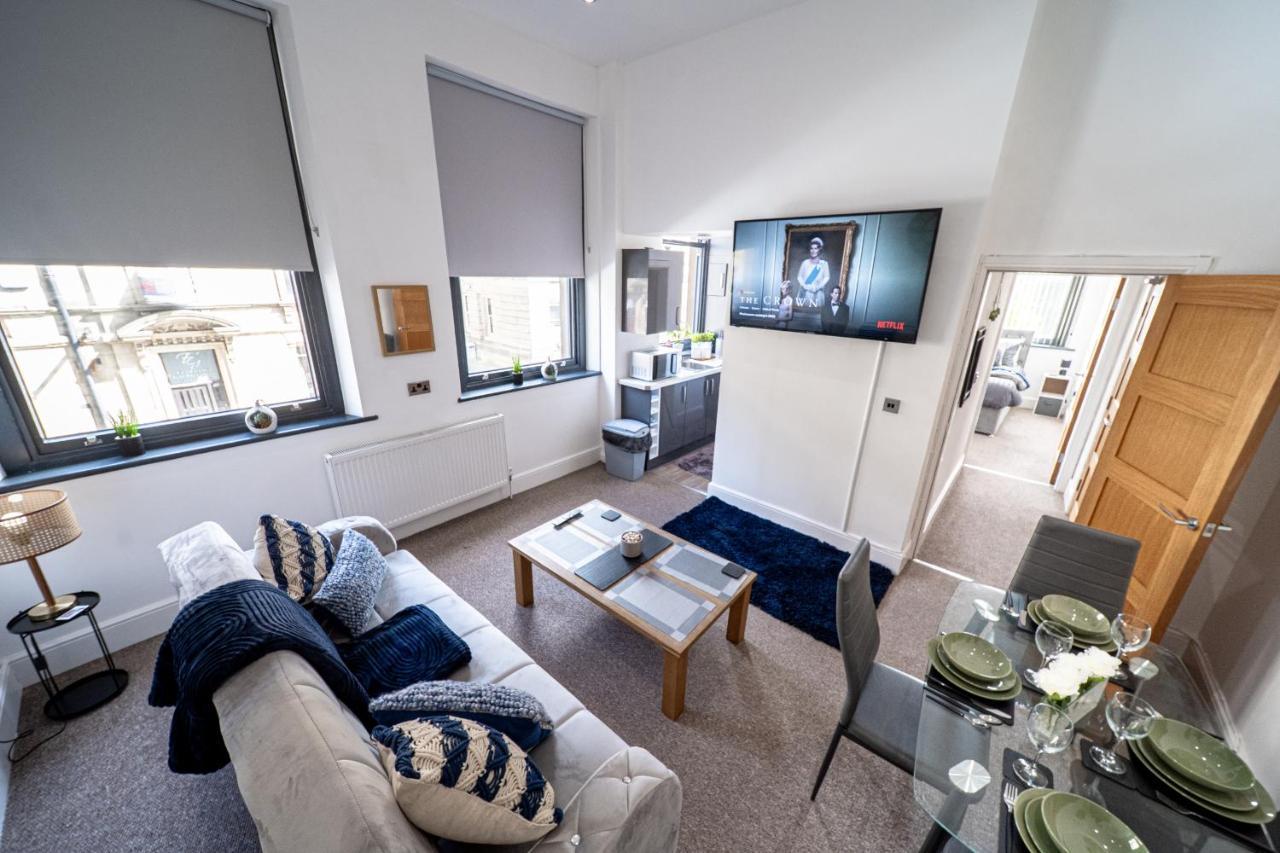 Cozy 1-Bedroom Apartment In The Heart Of Barnsley Town Centre Esterno foto