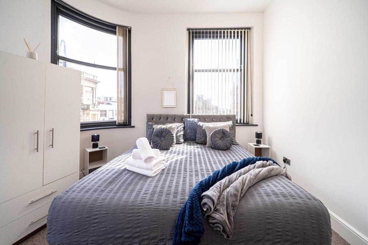 Cozy 1-Bedroom Apartment In The Heart Of Barnsley Town Centre Esterno foto