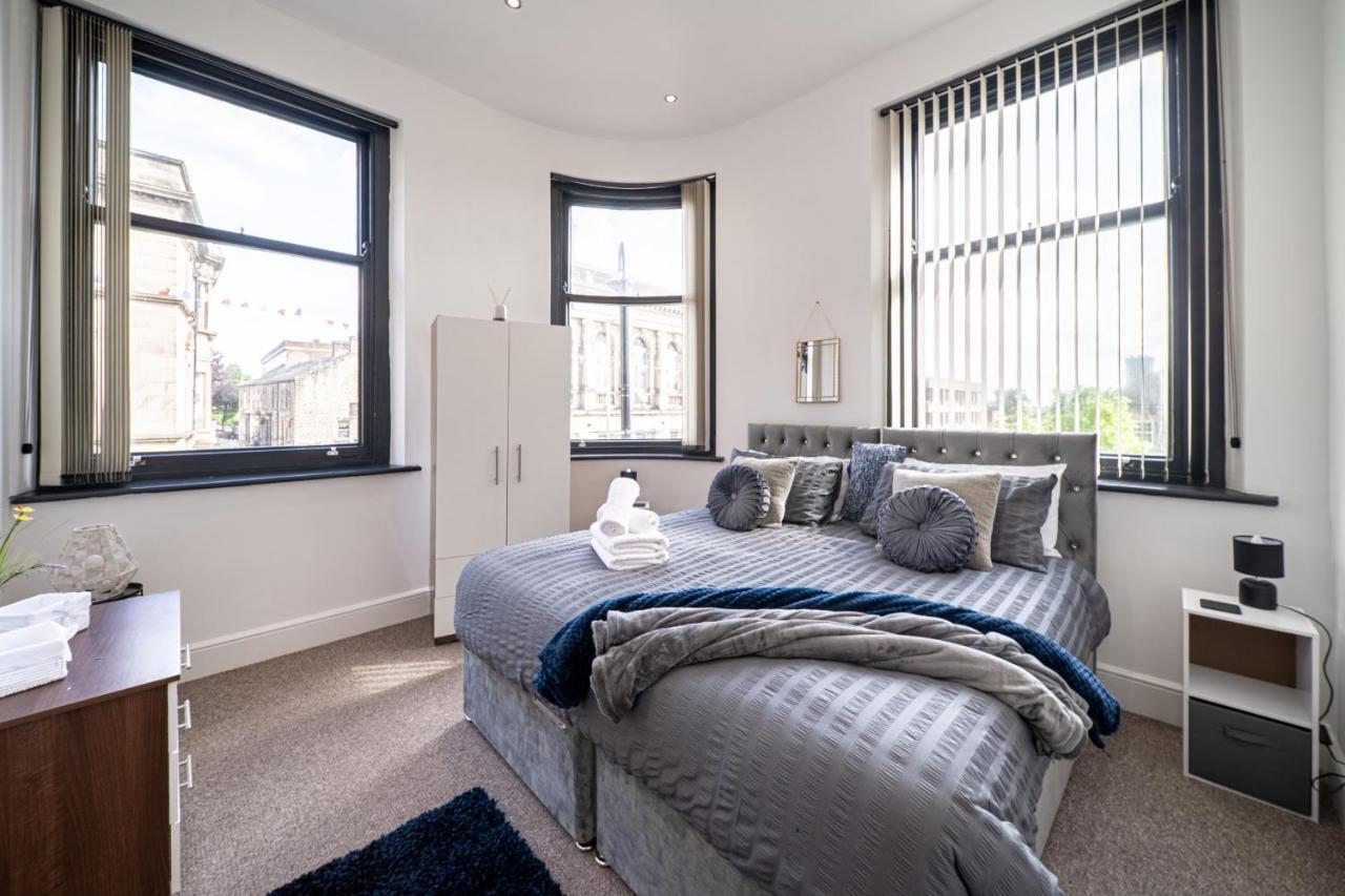 Cozy 1-Bedroom Apartment In The Heart Of Barnsley Town Centre Esterno foto